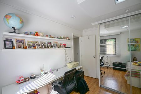 Apartamento à venda com 114m², 3 quartos e 2 vagasQuarto 2