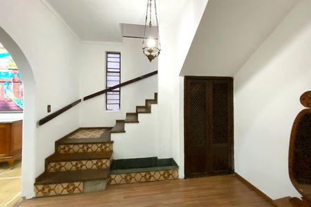 Casa para alugar com 500m², 6 quartos e 2 vagasHall da Escada