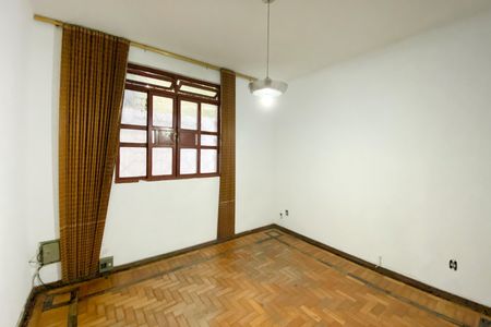 Casa para alugar com 500m², 6 quartos e 2 vagasQuarto 1