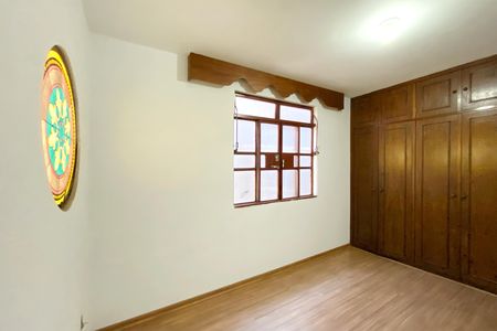 Casa para alugar com 500m², 6 quartos e 2 vagasQuarto 2