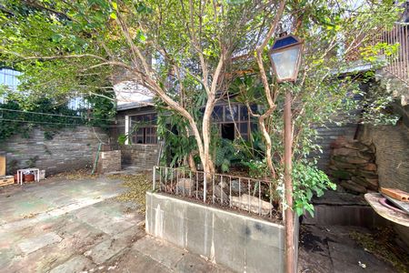 Casa para alugar com 500m², 6 quartos e 2 vagasQuintal