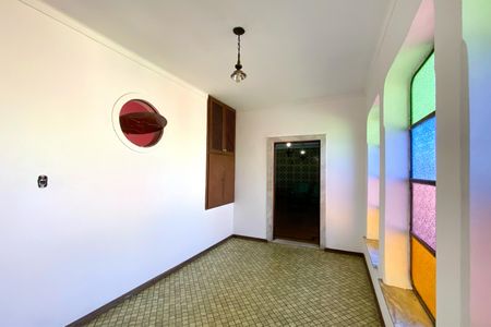 Casa para alugar com 500m², 6 quartos e 2 vagasAntessala