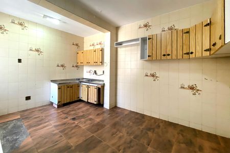 Casa para alugar com 500m², 6 quartos e 2 vagasCozinha