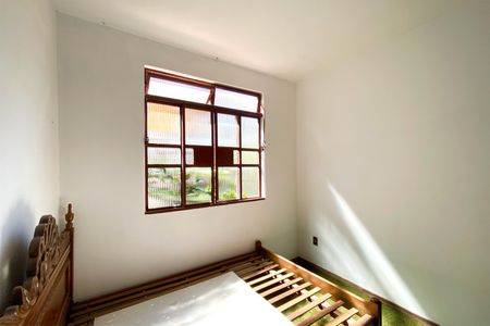 Casa para alugar com 500m², 6 quartos e 2 vagasQuarto 5