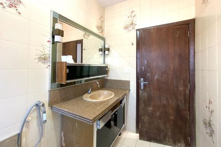 Casa para alugar com 500m², 6 quartos e 2 vagasBanheiro