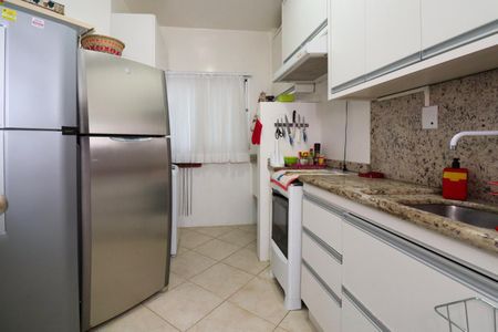 Apartamento para alugar com 180m², 3 quartos e 2 vagas Apartamento para alugar com 180m², 3 quartos e 2 vagasCozinha