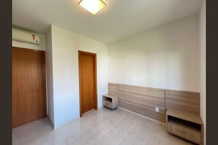 Quarto 1 de apartamento para alugar com 2 quartos, 73m² em São João, Porto Alegre
