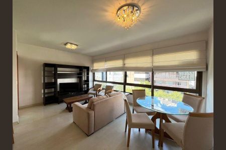 Sala de apartamento para alugar com 2 quartos, 73m² em São João, Porto Alegre