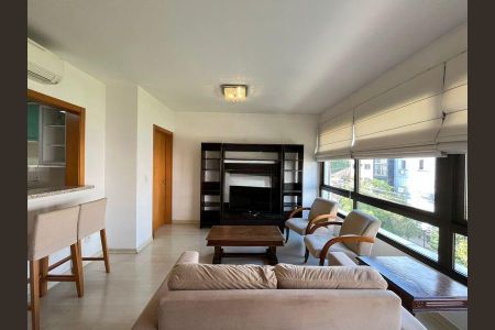 Sala de apartamento para alugar com 2 quartos, 73m² em São João, Porto Alegre