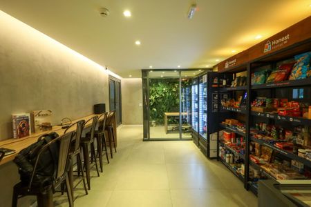 Apartamento para alugar com 93m², 2 quartos e 1 vagaMini Mercado