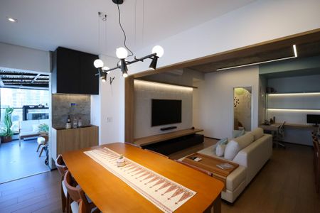 Apartamento para alugar com 93m², 2 quartos e 1 vagaVaranda