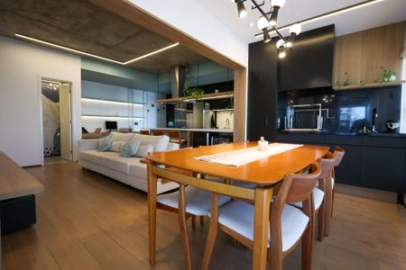 Apartamento para alugar com 93m², 2 quartos e 1 vagaVaranda