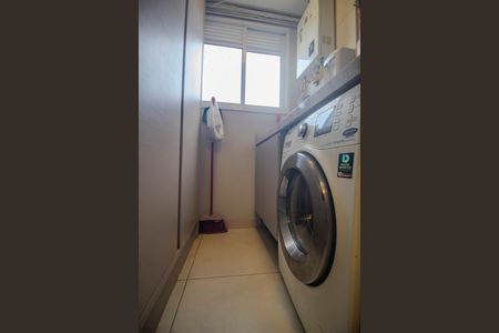 Apartamento para alugar com 58m², 2 quartos e 1 vagaÁrea de Serviço