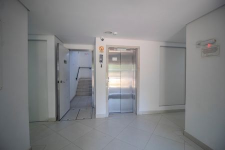 Apartamento para alugar com 58m², 2 quartos e 1 vagaHall de entrada
