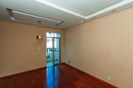 Apartamento para alugar com 3 quartos, 80m² em Rio Branco, Belo Horizonte