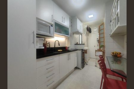 Apartamento à venda com 89m², 3 quartos e 2 vagasCozinha