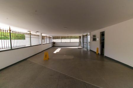Apartamento à venda com 40m², 1 quarto e 1 vaga Apartamento à venda com 40m², 1 quarto e 1 vagaPortaria