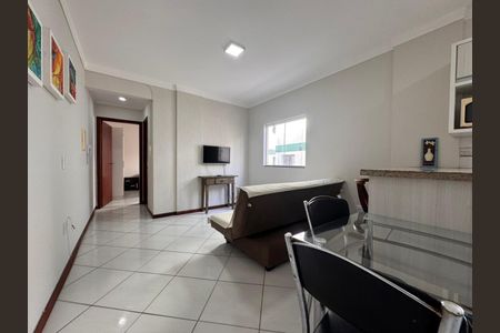 Sala de apartamento para alugar com 1 quarto, 42m² em Ingleses do Rio Vermelho, Florianópolis