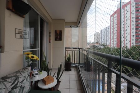 Apartamento à venda com 66m², 3 quartos e 1 vagaVaranda