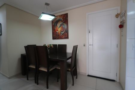 Apartamento à venda com 66m², 3 quartos e 1 vagaSala