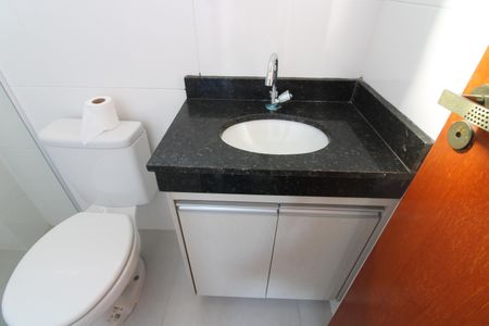 Apartamento para alugar com 54m², 2 quartos e sem vagaBanheiro