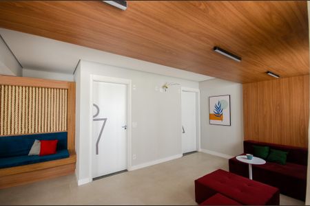 Apartamento para alugar com 44m², 2 quartos e sem vaga Apartamento para alugar com 44m², 2 quartos e sem vagaÁrea comum - Salão de festas