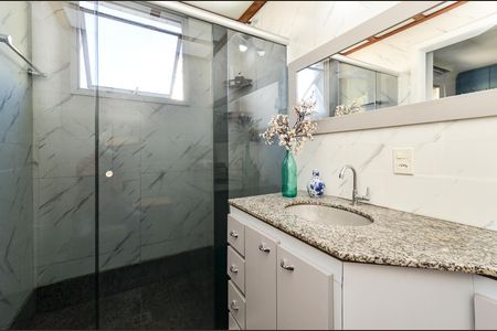 Apartamento à venda com 106m², 3 quartos e 2 vagasBanheiro Suíte