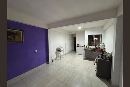 Sala/Cozinha de casa para alugar com 1 quarto, 56m² em Conjunto Residencial José Bonifácio, São Paulo
