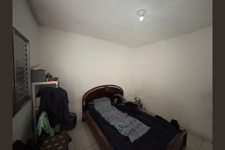 Quarto 1 de casa para alugar com 1 quarto, 56m² em Conjunto Residencial José Bonifácio, São Paulo