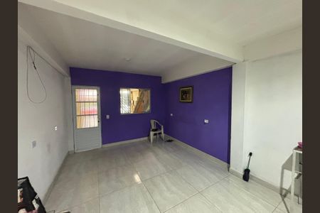 Sala/Cozinha de casa para alugar com 1 quarto, 56m² em Conjunto Residencial José Bonifácio, São Paulo