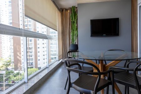 Apartamento para alugar com 47m², 1 quarto e 2 vagas Apartamento para alugar com 47m², 1 quarto e 2 vagasVaranda Sala/cozinha