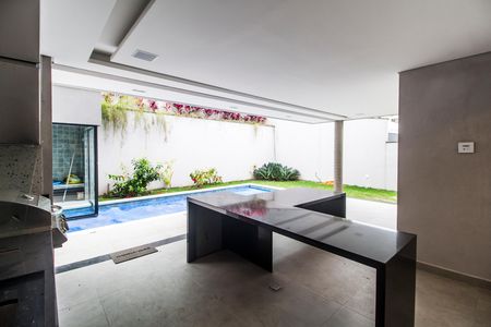 Casa de condomínio à venda com 423m², 4 quartos e 4 vagas Casa de condomínio à venda com 423m², 4 quartos e 4 vagasÁrea gourmet