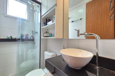 Apartamento para alugar com 42m², 2 quartos e 1 vaga Apartamento para alugar com 42m², 2 quartos e 1 vagaBanheiro