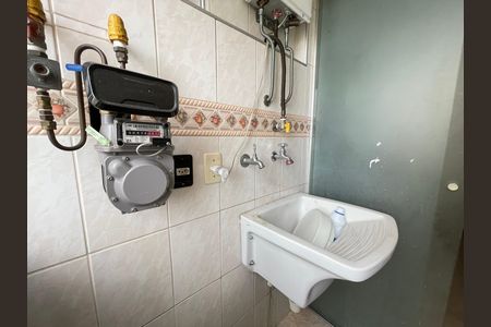 Apartamento para alugar com 68m², 3 quartos e 1 vagaÁrea de Serviço