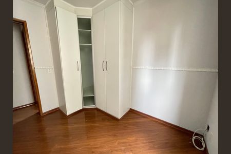 Apartamento para alugar com 68m², 3 quartos e 1 vagaQuarto 2