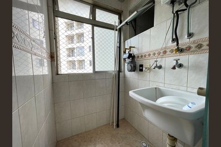 Apartamento para alugar com 68m², 3 quartos e 1 vagaÁrea de Serviço