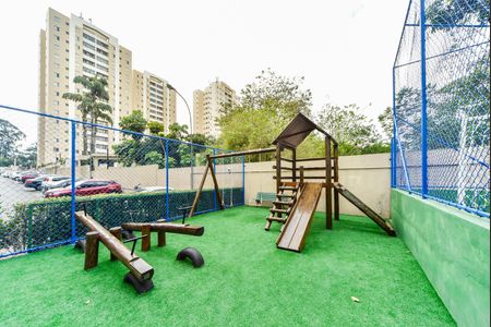 Apartamento para alugar com 118m², 3 quartos e 1 vaga Apartamento para alugar com 118m², 3 quartos e 1 vagaÁrea comum - Playground