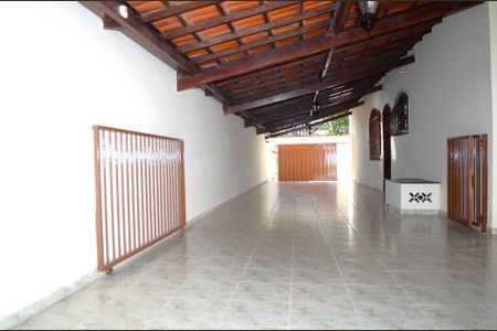 Casa para alugar com 255m², 3 quartos e 5 vagasGaragem