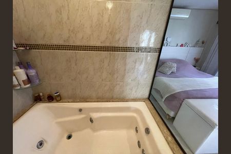 Apartamento para alugar com 160m², 2 quartos e sem vaga