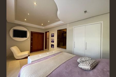 Apartamento para alugar com 160m², 2 quartos e sem vaga