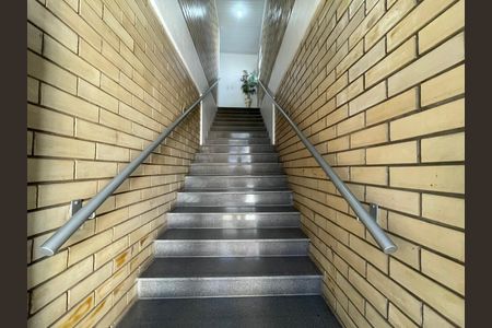 Apartamento para alugar com 160m², 2 quartos e sem vaga