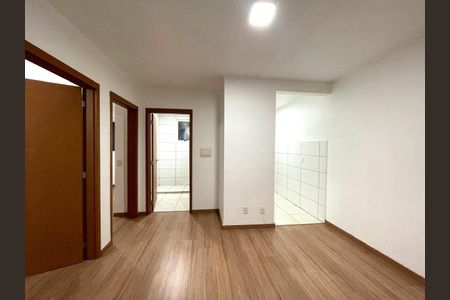 Sala de apartamento para alugar com 2 quartos, 50m² em Canudos, Novo Hamburgo