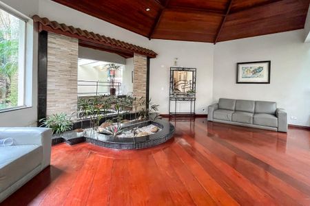 Apartamento à venda com 58m², 2 quartos e 1 vaga Apartamento à venda com 58m², 2 quartos e 1 vagaHall social