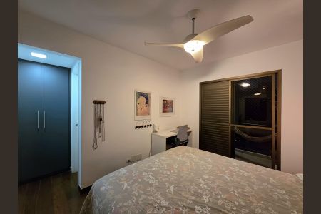 Apartamento à venda com 144m², 3 quartos e 3 vagas Apartamento à venda com 144m², 3 quartos e 3 vagasSuíte 1