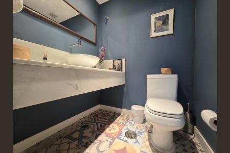 Apartamento à venda com 144m², 3 quartos e 3 vagas Apartamento à venda com 144m², 3 quartos e 3 vagasLavabo