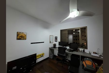 Apartamento à venda com 144m², 3 quartos e 3 vagas Apartamento à venda com 144m², 3 quartos e 3 vagasQuarto 3