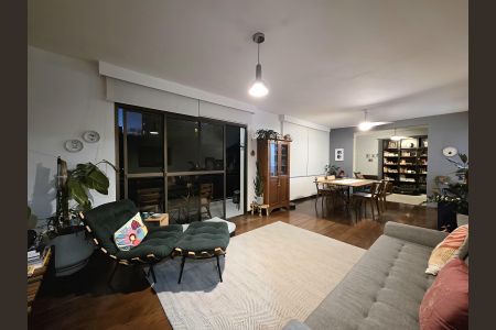 Apartamento à venda com 144m², 3 quartos e 3 vagas Apartamento à venda com 144m², 3 quartos e 3 vagasSala
