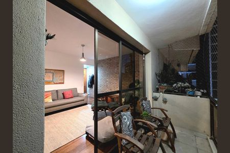 Apartamento à venda com 144m², 3 quartos e 3 vagas Apartamento à venda com 144m², 3 quartos e 3 vagasVaranda da Sala