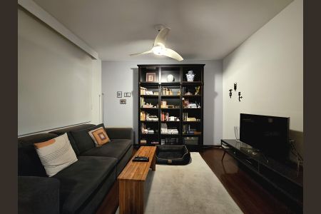 Apartamento à venda com 144m², 3 quartos e 3 vagas Apartamento à venda com 144m², 3 quartos e 3 vagasSala de TV
