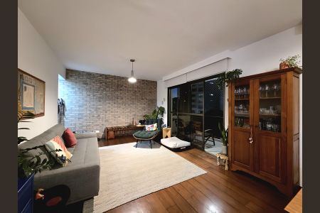 Apartamento à venda com 144m², 3 quartos e 3 vagas Apartamento à venda com 144m², 3 quartos e 3 vagasSala